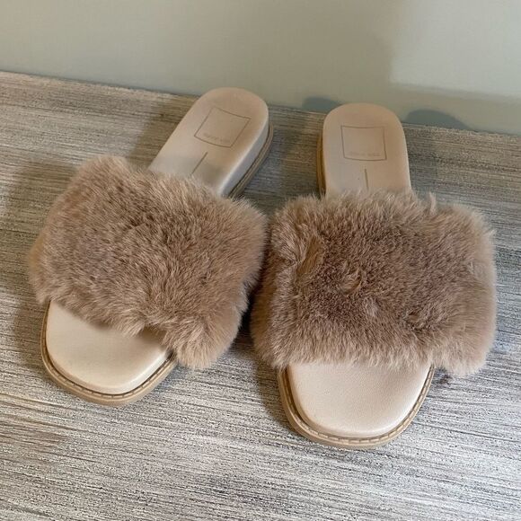 Dolce Vita Furry Sandals - Picture 2 of 6